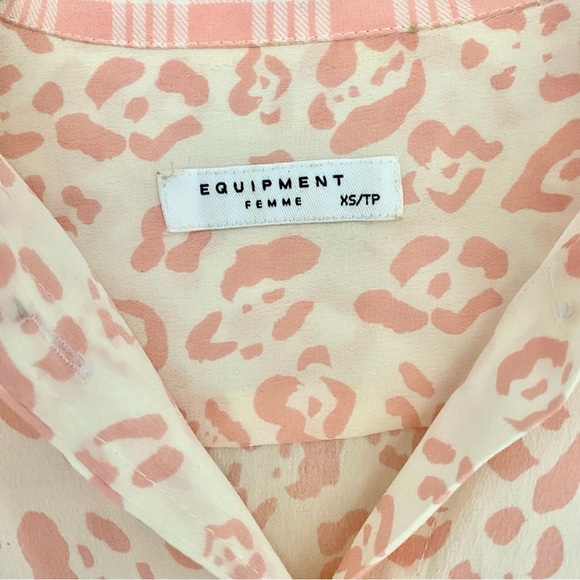 Equipment 100% Silk Button Down Dress Shirt - Size XS - Picture 3 of 4